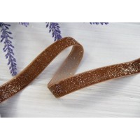 Стрічка оксамитова з люрекосм  " 1,5 см" світло коричнева 18-20 метрів