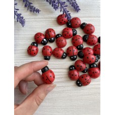 Божьи коровки  деревянные 2,3 * 1,8  см      УПАКОВКА  24  шт