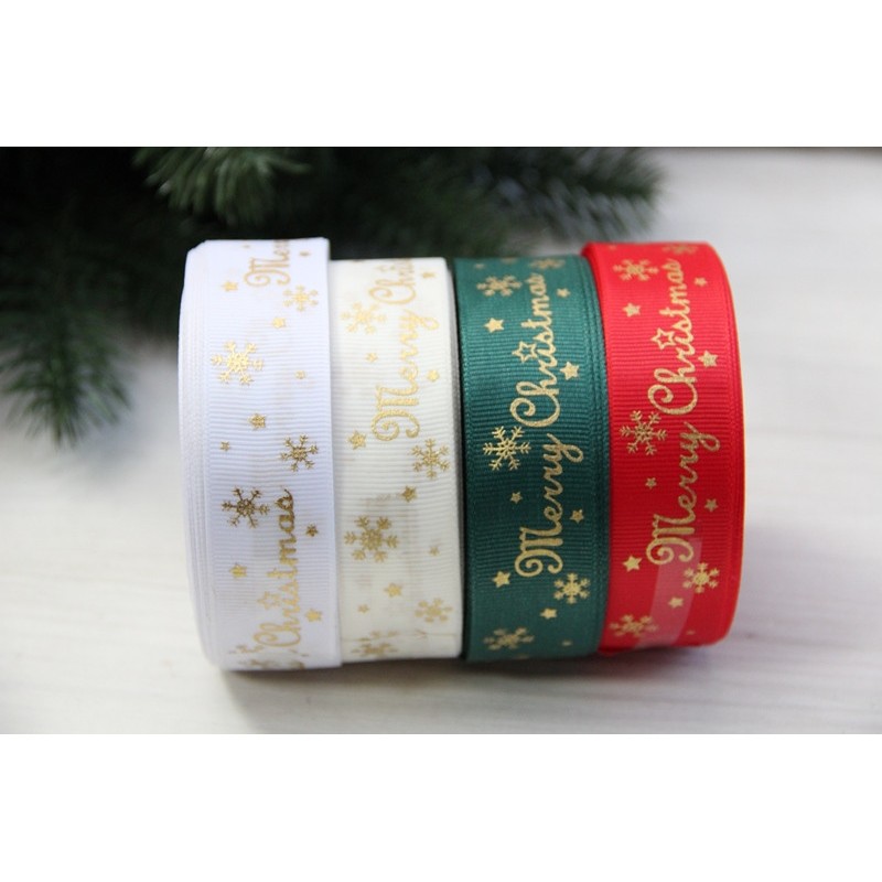 Репс  " Merry Christmas со снежинками "  2,5 см  темно зеленый        рулон 22.5 метра