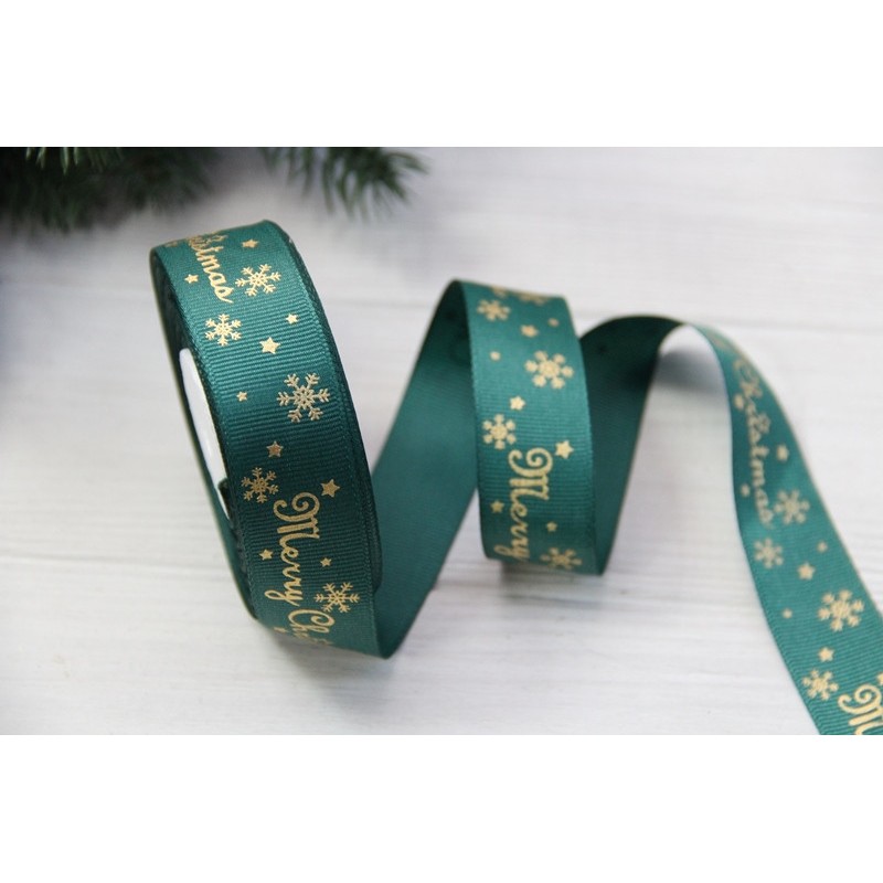 Репс  " Merry Christmas со снежинками "  2,5 см  темно зеленый        рулон 22.5 метра