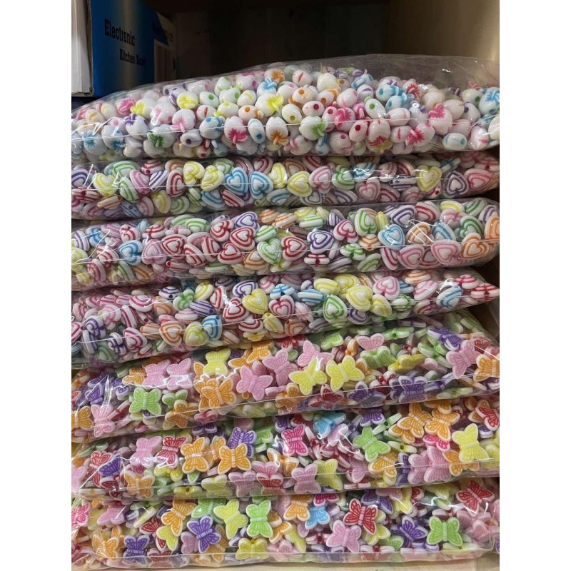 Бусины микс   "  Яблочки "      500 грам