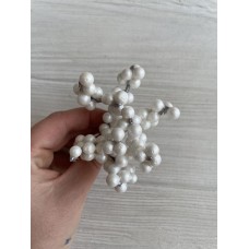 Веточки с мелкими ягодами , белые    100 шт упаковка