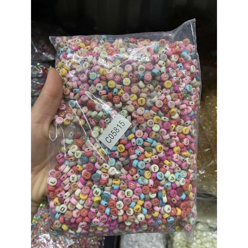 Бусины  " Алфавит Круглые   "  цветные с золотом   500 грам