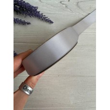 Атлас  двухсторонний  2,5 см  ,   серебро     22.5 метра