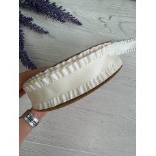 Лента  " Рюш "    бежевая      18 м