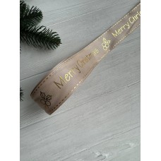 Репс  " Merry Christmas снежинки и падуб  "  4 см имбирный        рулон 22.5 метра