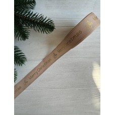 Репс  " Merry Christmas,  снежинки и падуб "  2,5 см имбирный       рулон 22.5 метра