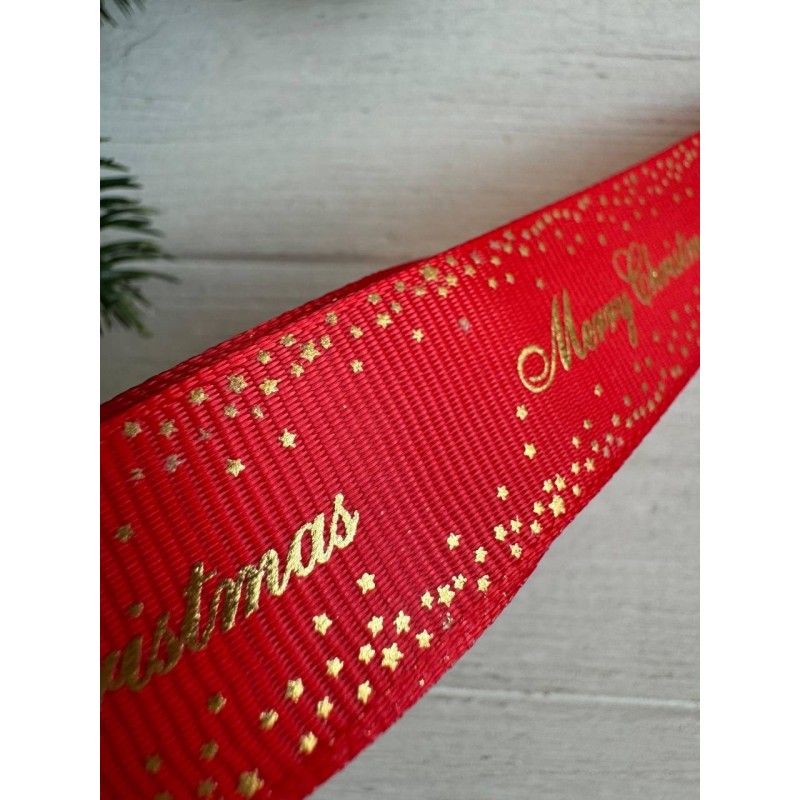 Репс  " Merry Christmas со звездочками  "  2,5 см красный       рулон 22.5 метра
