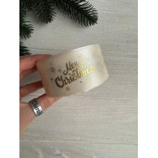 Атлас "  Merry Christmas со снежинками "  4 см  бежевый       рулон 22.5 метра