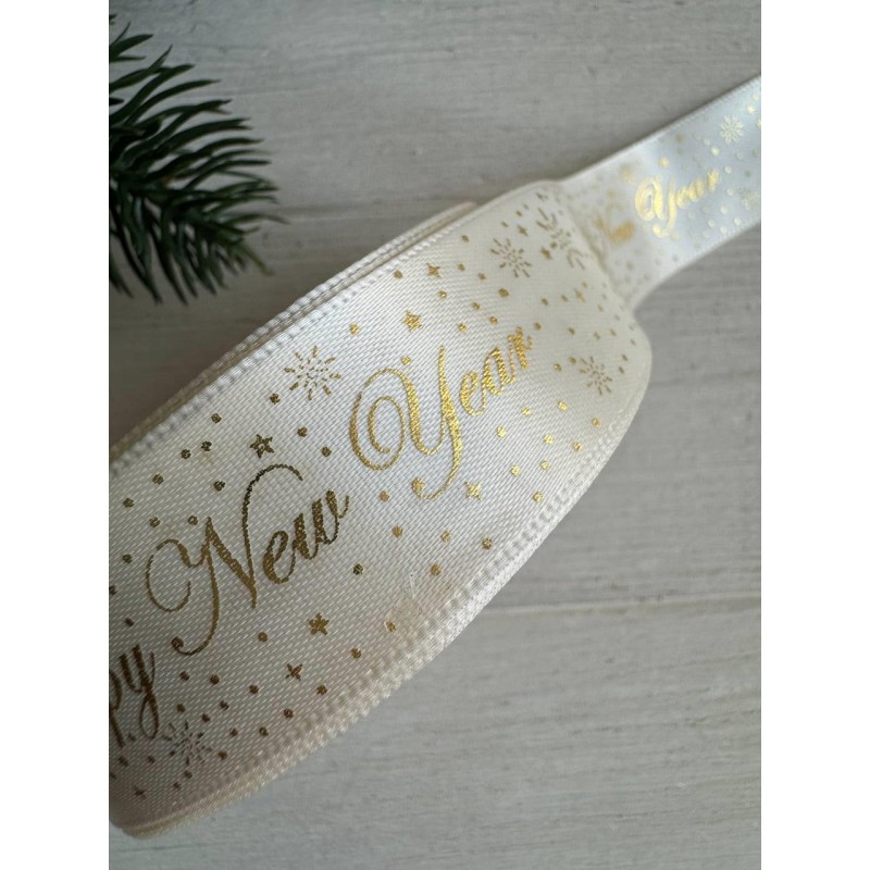 Атлас "Happy new year и снег  "  2,5 см  бежевый       рулон 22.5 метра