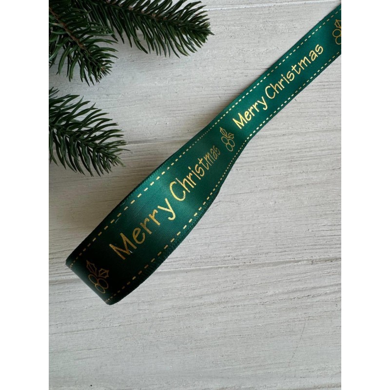 Атлас " Merry Christmas  и падуб   "  2,5 см  темно зеленый      рулон 22.5 метра