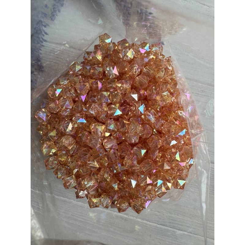 Намистини Куб  " Кришталеві Хамелеон "  8 мм,   карамель  500 грам