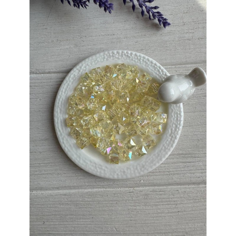 Намистини Куб " Кришталеві Хамелеон "  8 мм, айворі   500 грам