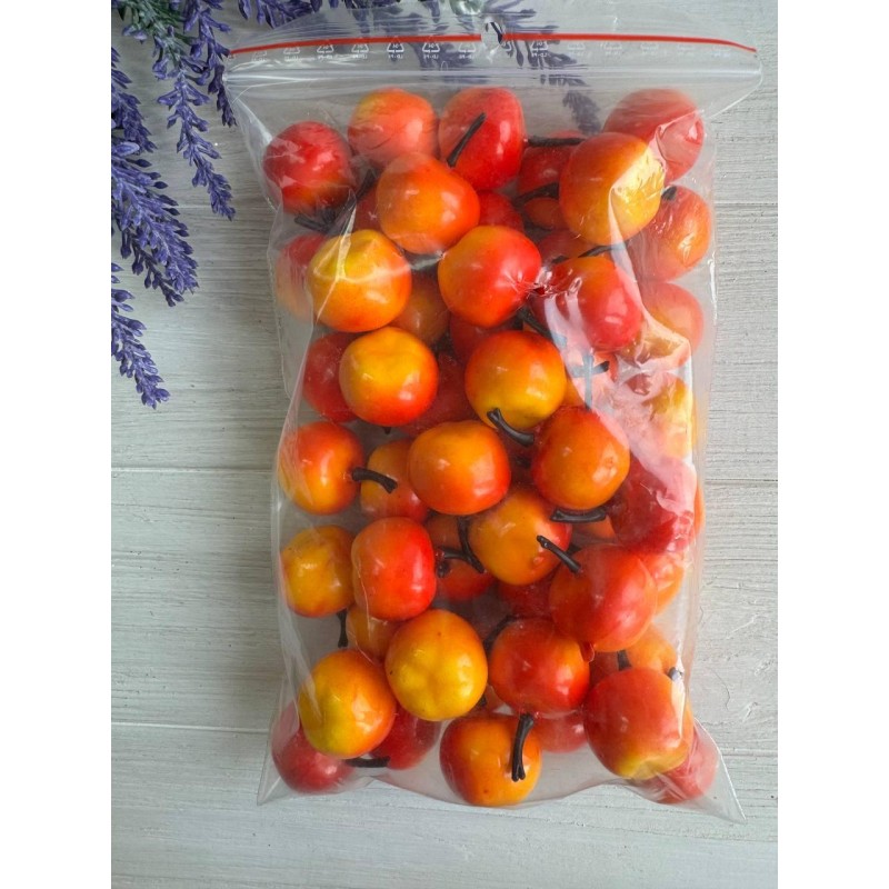Яблоки маленькие   ,   желто красные   200 шт
