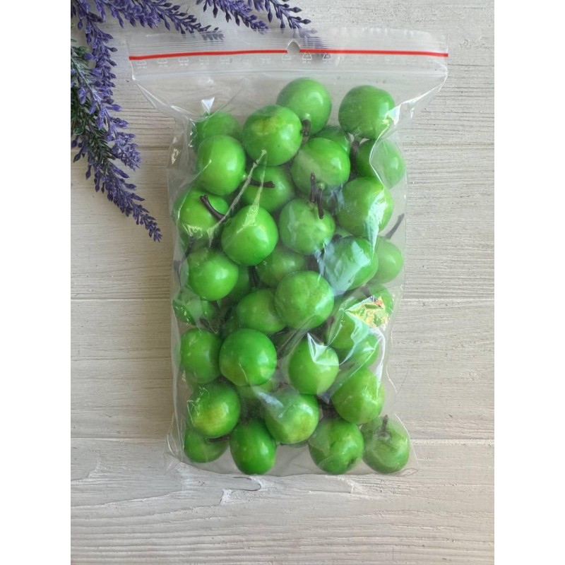Яблоки маленькие   ,   зеленые   200 шт