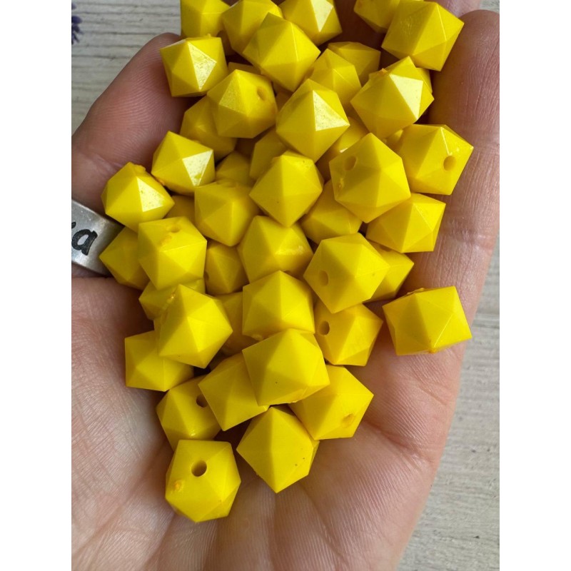 Намистини  " Куб Грановані матові " 10 мм, жовті  500 грамів