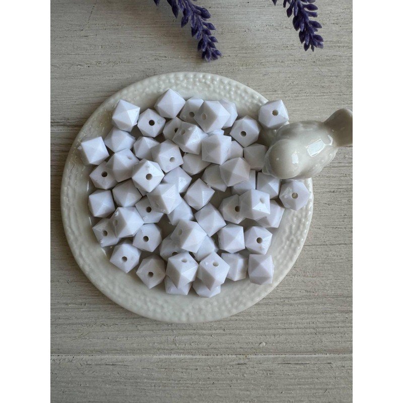Намистини  " Куб Грановані матові  " 10 мм, білі  500 грамів