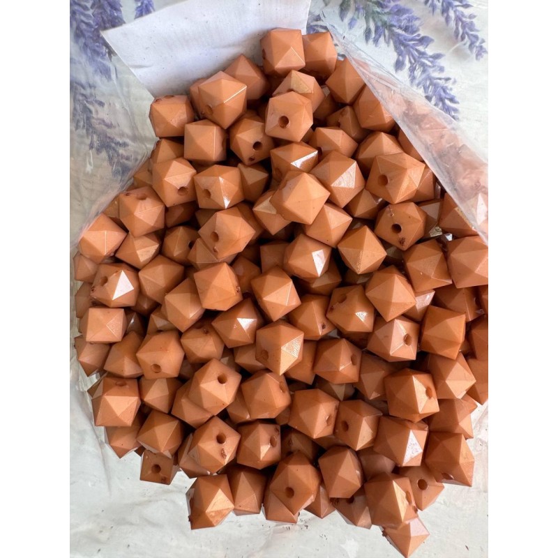 Намистини "Куб  Грановані матові " 10 мм, капучино  500 грамів