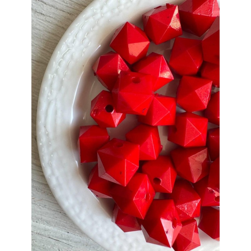 Намистини  "Куб Грановані матові  " 10 мм, червоні  500 грамів