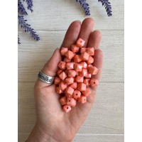 Бусины  " Граненые матовые Куб "  10 мм, персиковые      500 грамм