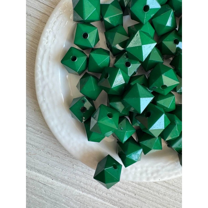 Намистини  "Куб  Грановані матові  " темно зелений 10 мм,  500 грамів