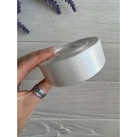 Стрічка атласна 2,5 см рулон 32,5 метра молочний