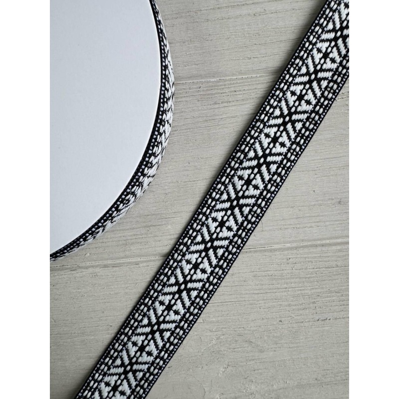 Тасьма жакардова з орнаментом " 19851 "  3,0 см ,  22.5 метри