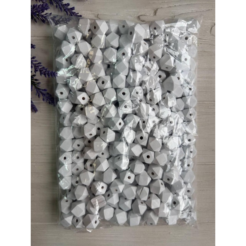 Намистини дерев'яні куб, 16 мм білі  500 грамів