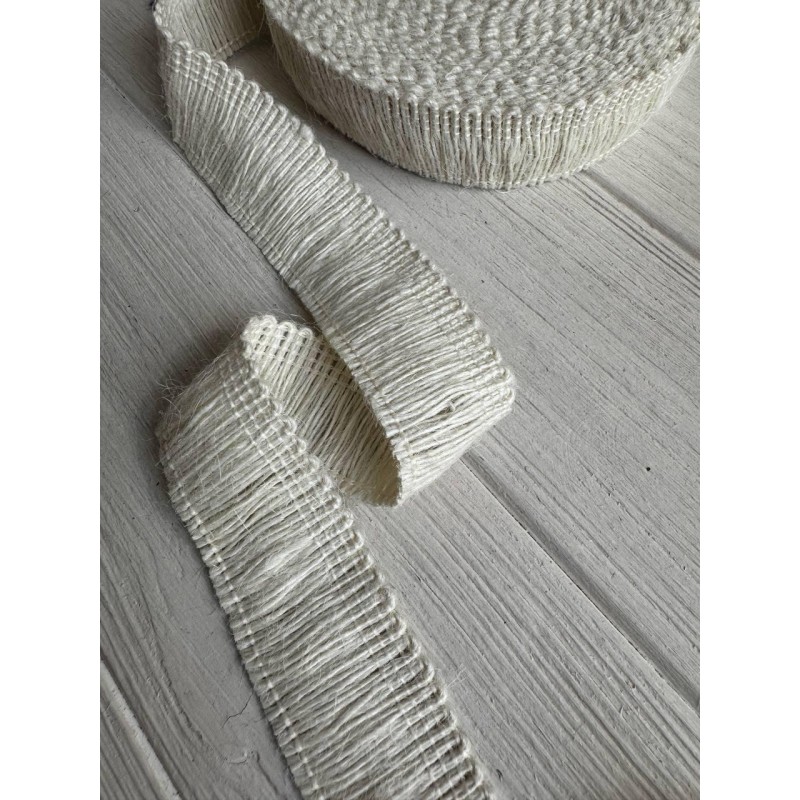 Стрічка мішковина " Бахрома 19330 " біла 3 см , рулон 10  метрів