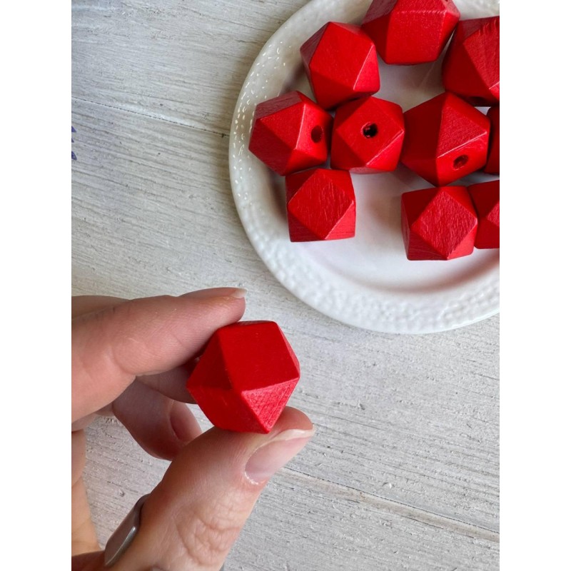 Намистини дерев'яні куб, 16 мм червоні  500 грамів