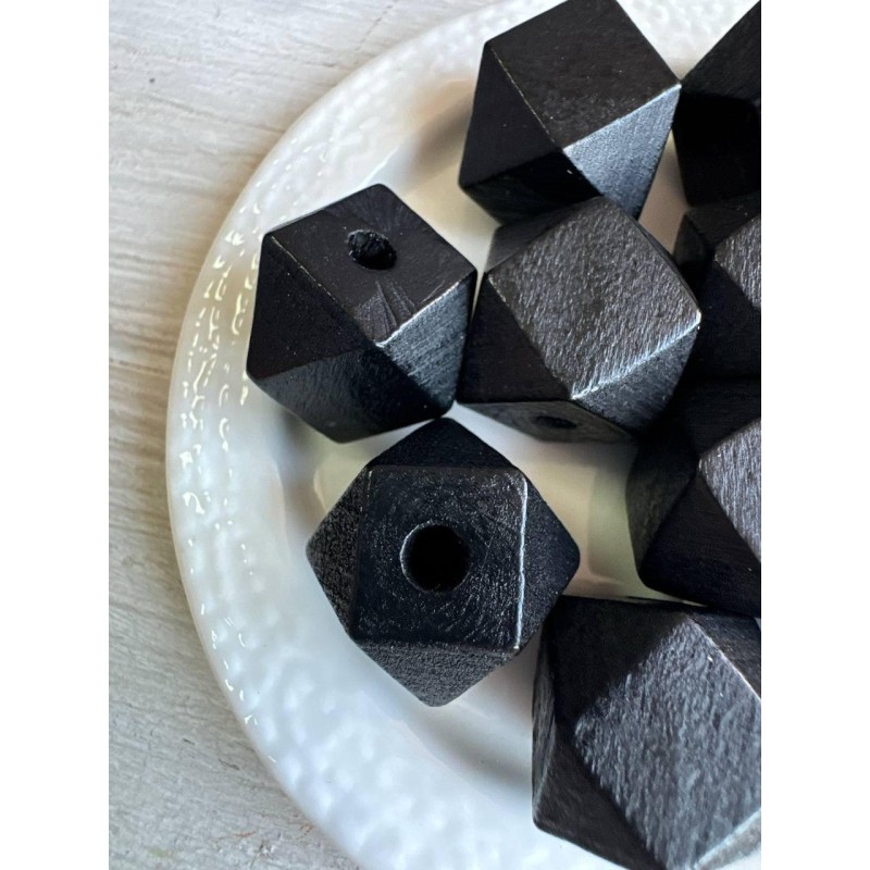 Намистини дерев'яні куб, 16 мм чорні  500 грамів