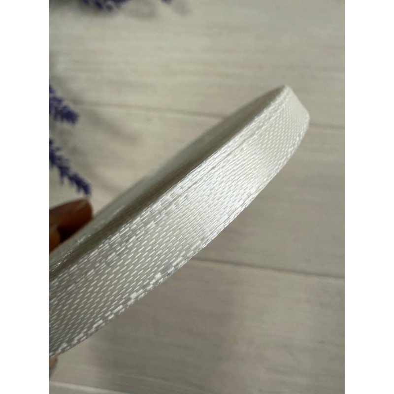 Стрічка атласна 0,6 см молочна 32,5 метра