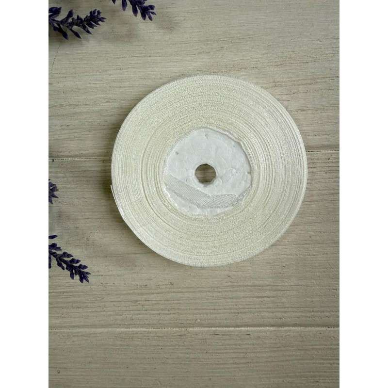 Стрічка атласна 0,6 см молочна 32,5 метра