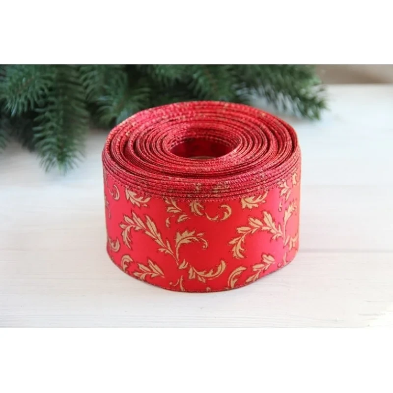 Стрічка новорічна 6,3 см "Завитки на атласі No 5", золото на червоному 21 метр