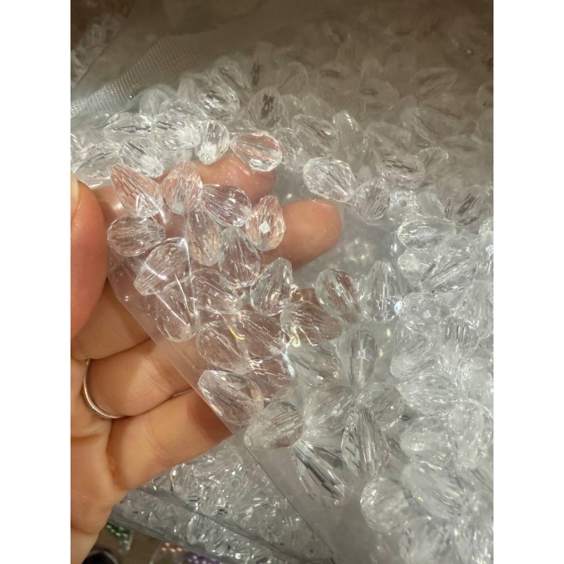 Намистини " Рондель 8 мм " кришталь  , прозорі  нитка 60 - 70  шт