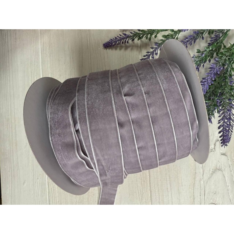 Стрічка оксамитова " 2.5 см " сіро коричневий 45 метрів