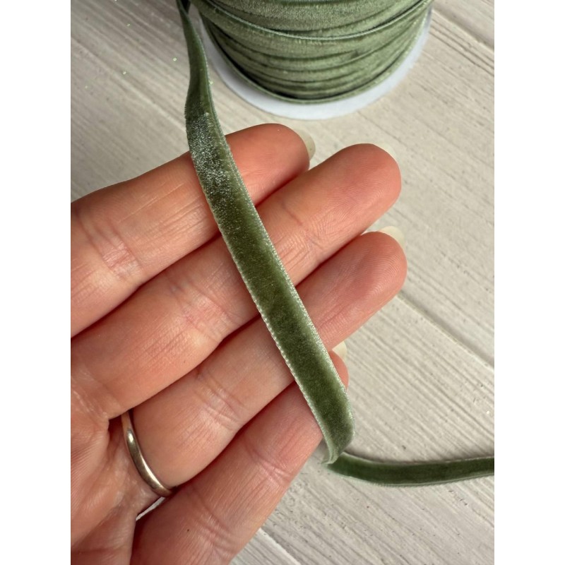 Стрічка оксамитова " 0.6 см"   чайне дерево         рулон 45 метрів