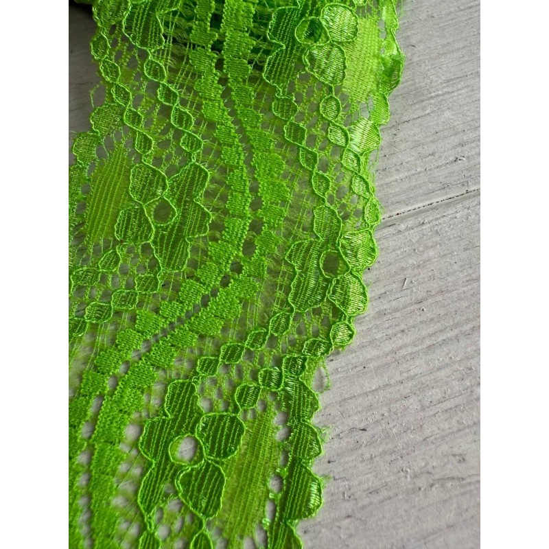 Мереживо стрейчеве "Хвиля " 5,7 см , зелене 6 метрів