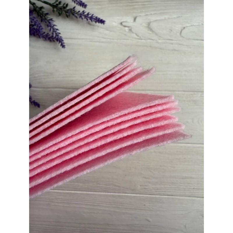 Фетр 2 мм  20 * 30 см , рожевий 5 шт Тірція