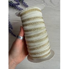 Стрічка оксамитова " 1,5 см" біла із золотом рулон 10 метрів