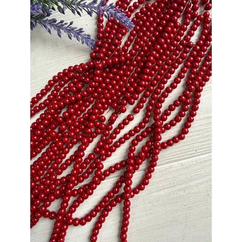 Намистини скляні 6 мм темно червоні нитка