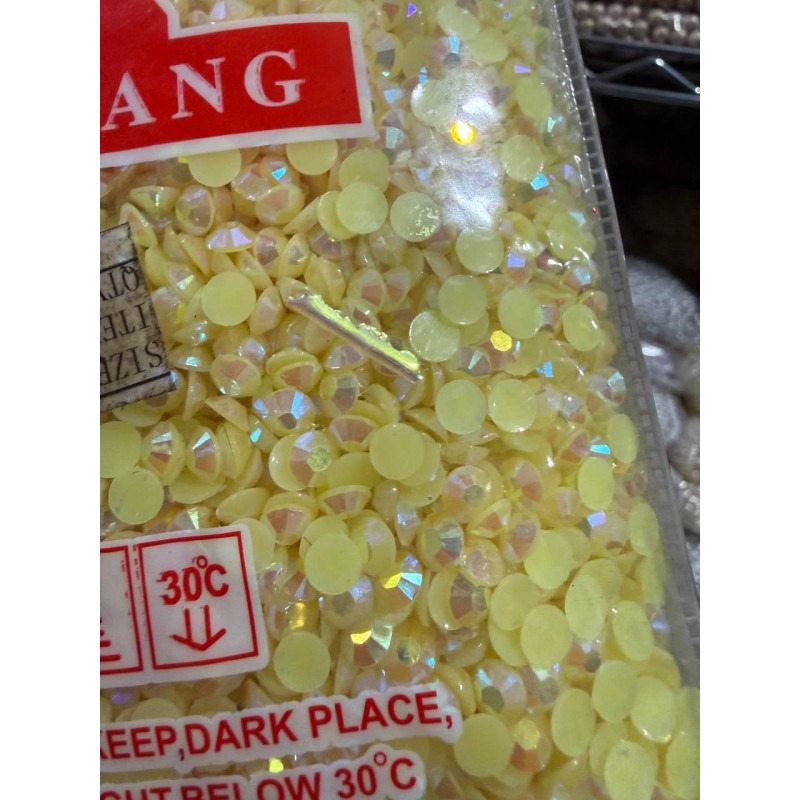 Стрази АВ непрозорі 6 мм світло жовті 10 000 шт