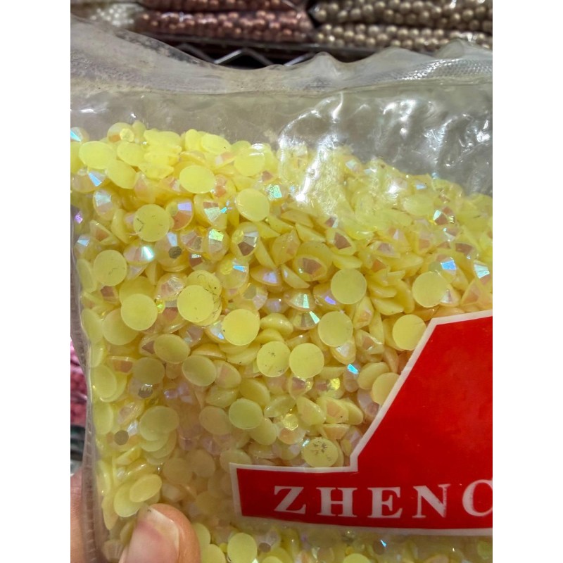 Стрази АВ непрозорі 6 мм світло жовті 10 000 шт