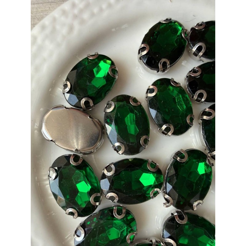Стрази в цапах пришивні Овал 14*10 мм темно зелені  10 шт