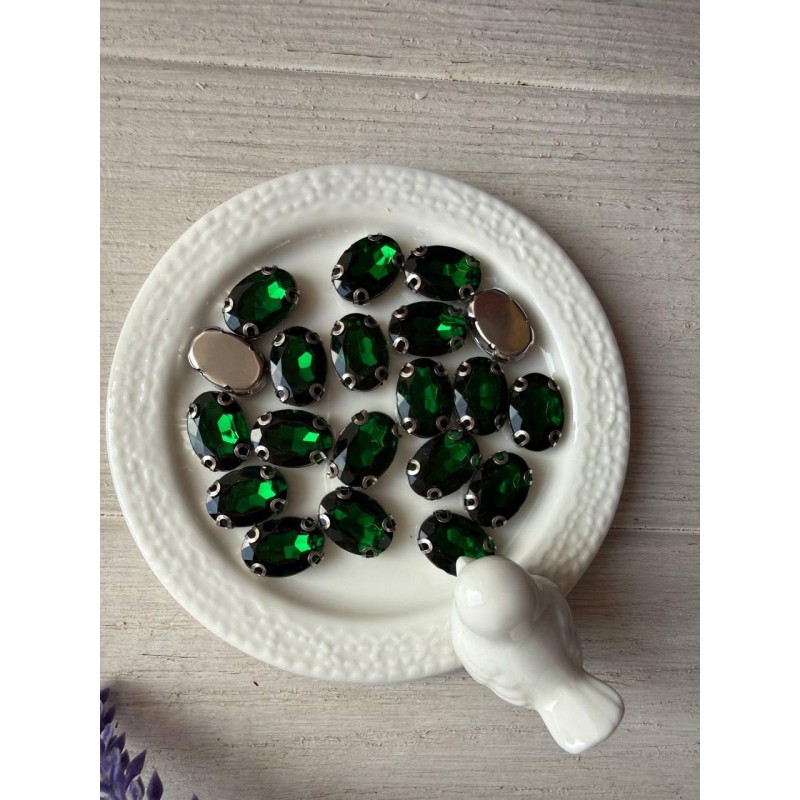 Стрази в цапах пришивні Овал 14*10 мм темно зелені  10 шт
