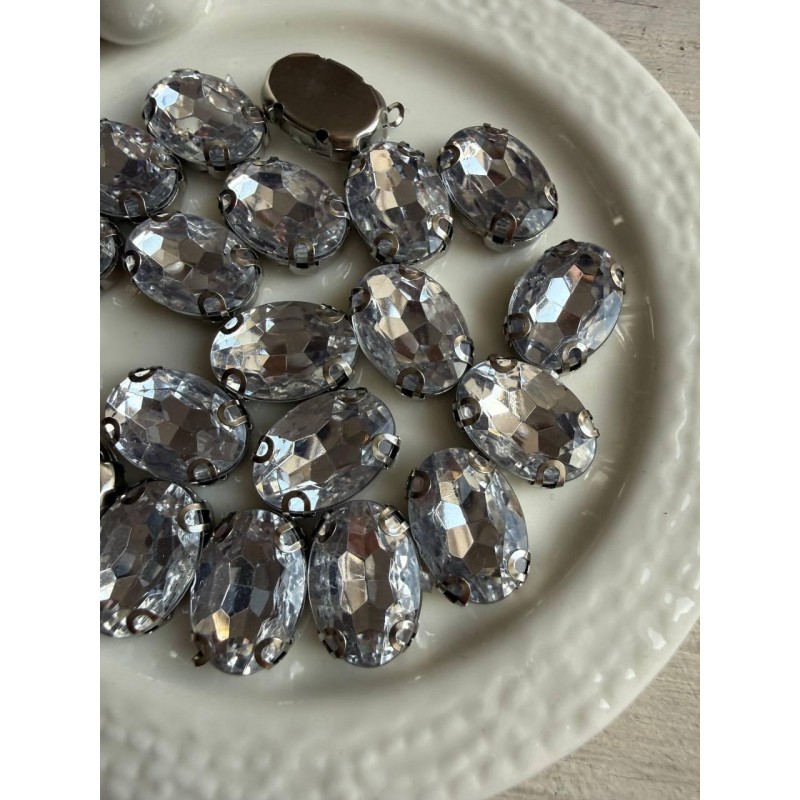 Стрази в цапах пришивні Овал 14*10 мм білі 10 шт