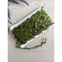 Стрічка " Листочки гладкі  " зелена   24 метри