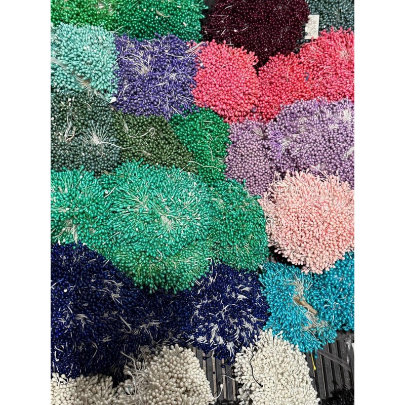 Тичинки двосторонні, яскраво голубі 1650 - 1700 ниток