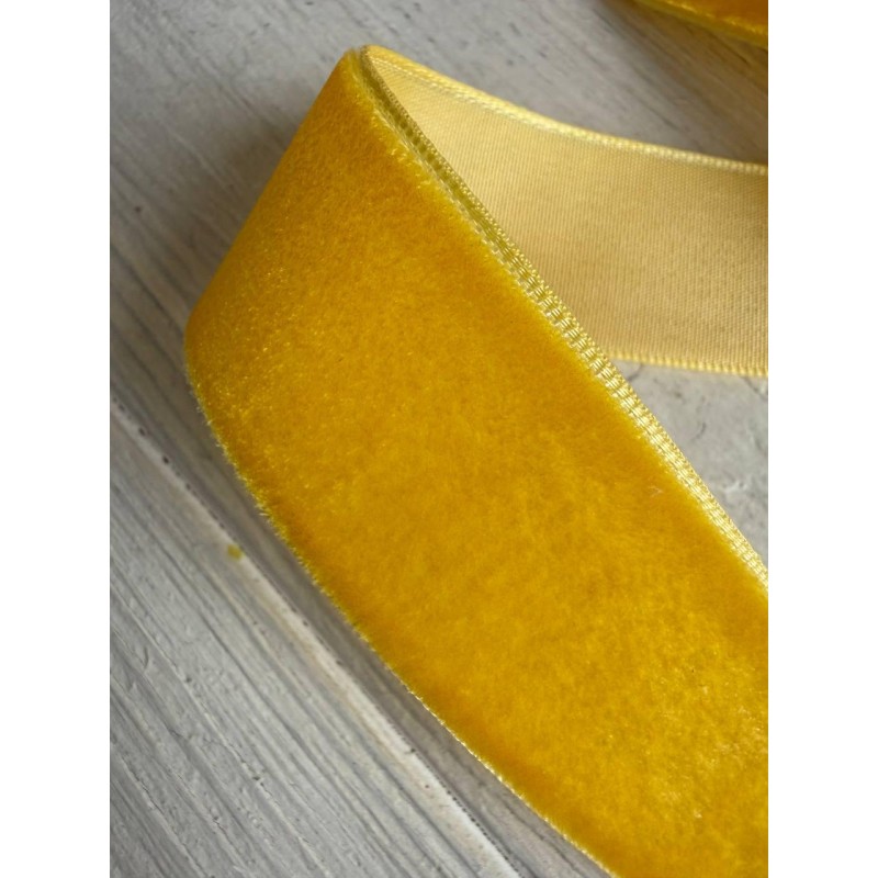 Стрічка оксамитова " 2.5 см" жовтогаряча 45 метрів