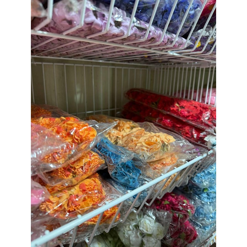 Хризантема № 2 світло коричнева  60 шт